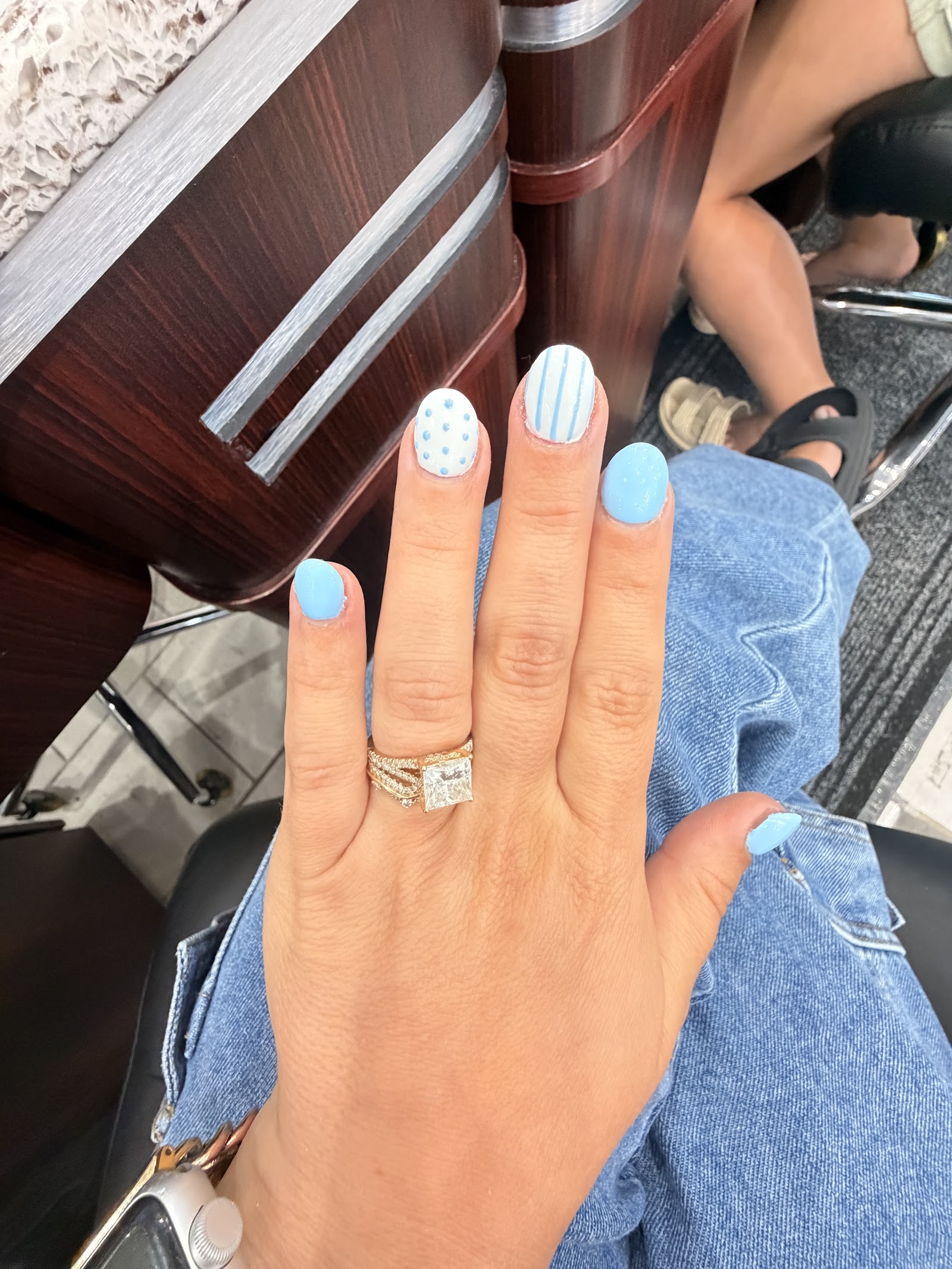 Glossy Nail Spa nail photo 6